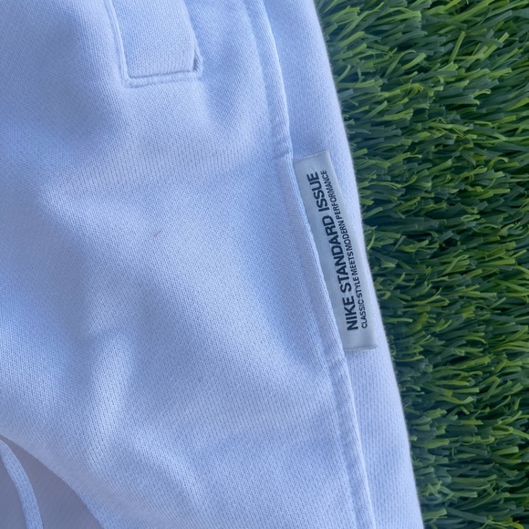 Nike men’s Ja Standard issue dri-fit joggers size large. - Picture 4 of 8